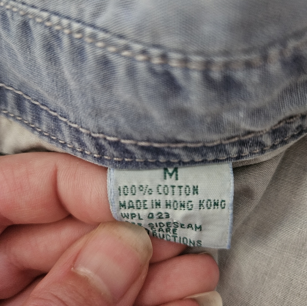 Levi's Medium Button Down - image 3